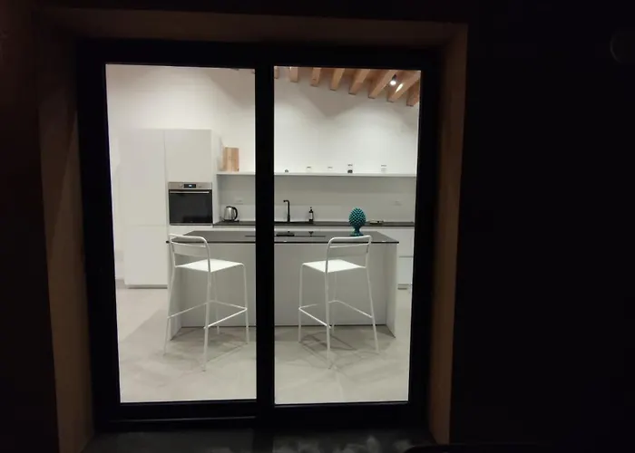 Casa Di Pino * Чефалу