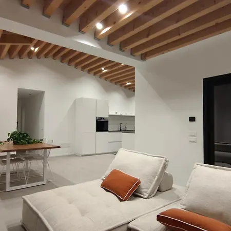 Casa Di Pino * チェファル