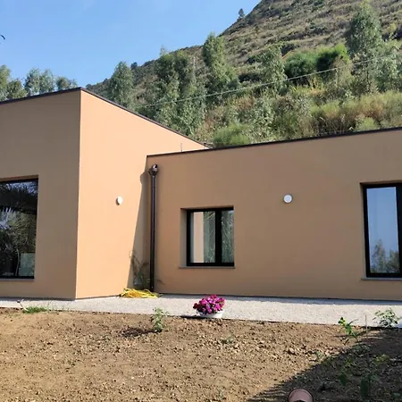 Casa Di Pino * צ'פאלו