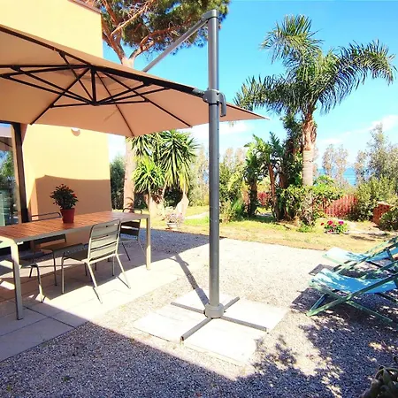 Casa Di Pino * チェファル